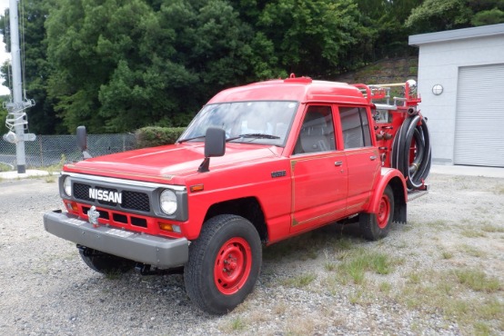 1988年式日産サファリ消防車