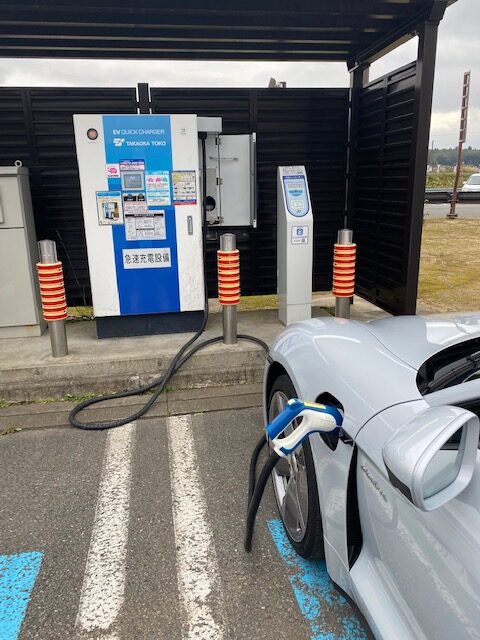現状の日本国内の充電設備状況と今後の展開について理解を深めるため、充電インフラ整備を強力に展開している株式会社e-Mobility Powerを訪ねた。