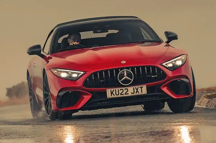 メルセデスAMG SL 55 4マティック＋ プレミアム・プラス（英国仕様）