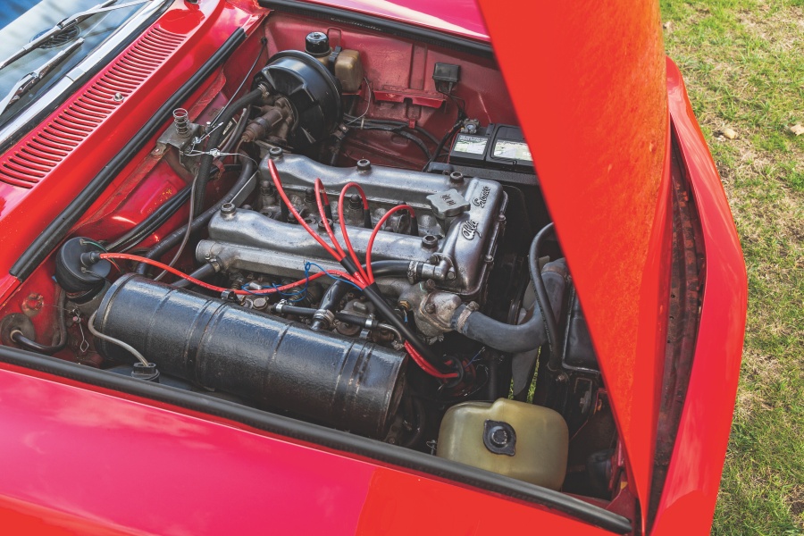 アルファ・ロメオ1750 GTV（1967〜1972年／英国仕様）