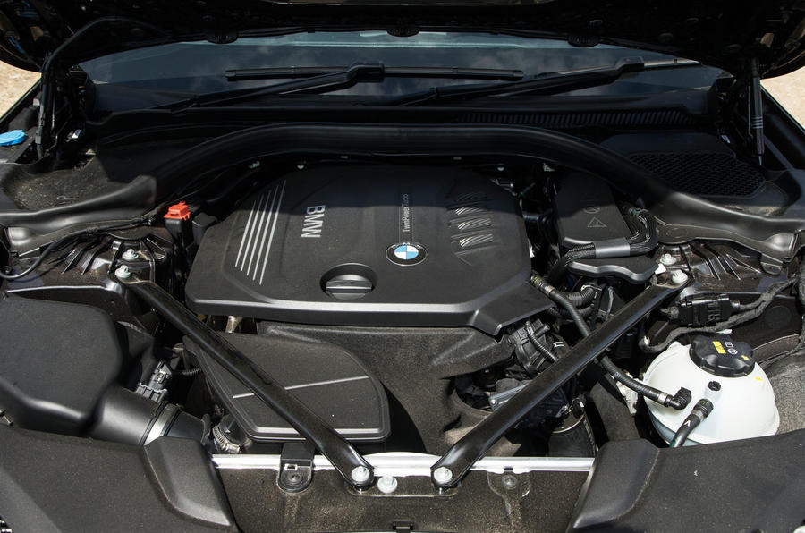 BMW 5シリーズ 520d(G30型/フェイスリフト前/英国仕様)