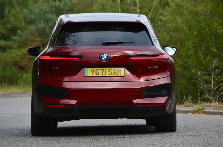 BMW iX M60(英国仕様)