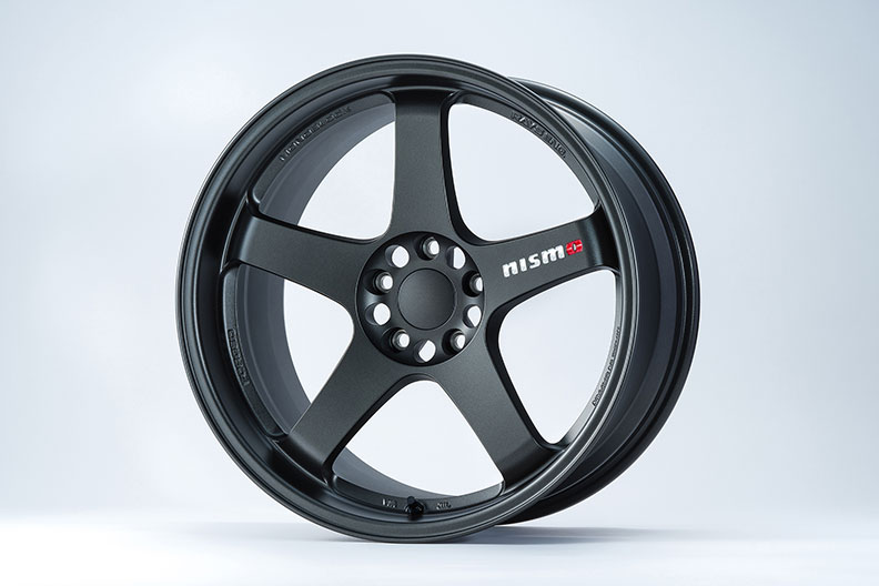 「LM GT4マシニングロゴバージョン」(新色:マットガンブラック)