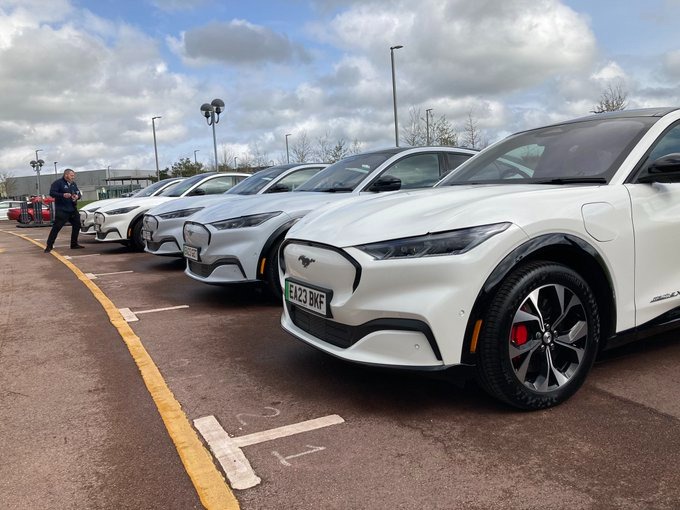 英国ではマスタング・マッハEにのみ設定されているが、今後対象車両が増える見込みだ。