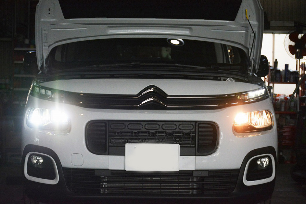 ベルランゴ 新車整備の最終段階 LEDコンバージョン | スペシャル