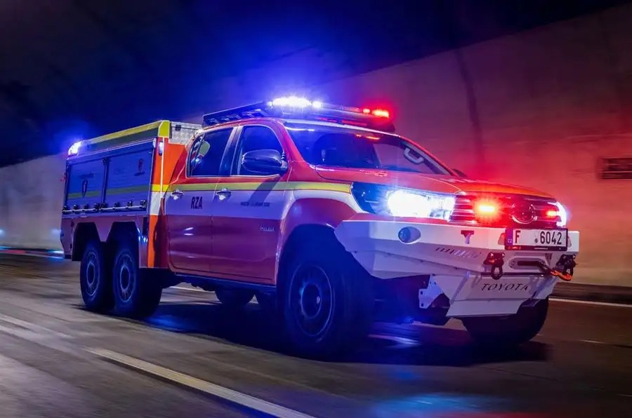 プロスピード社の新型消防車「ハイロード」