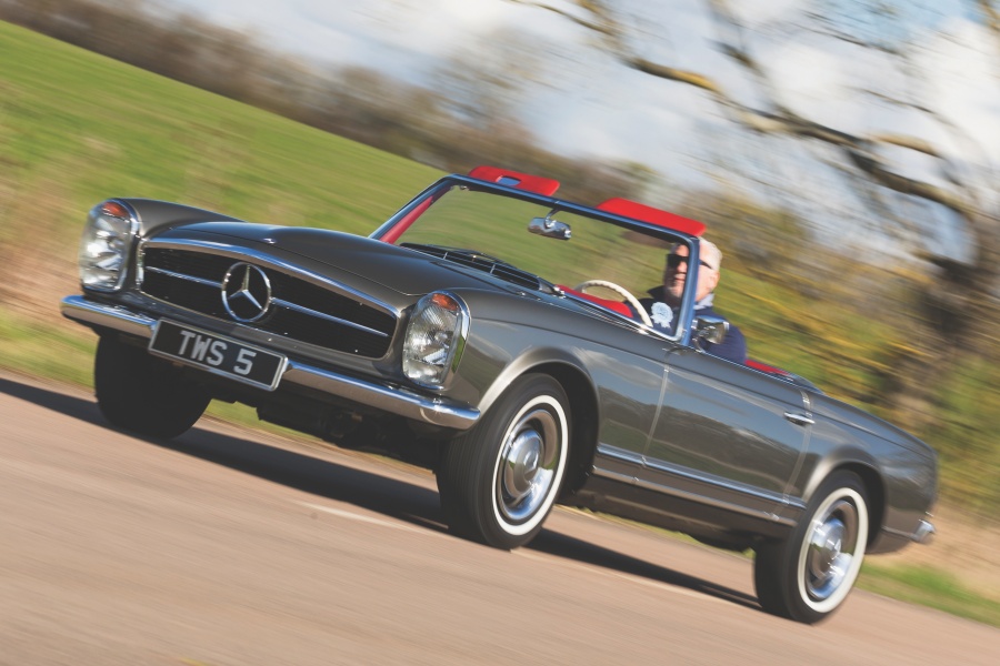 メルセデス・ベンツ230 SL（W113型／1963〜1967年／北米仕様）