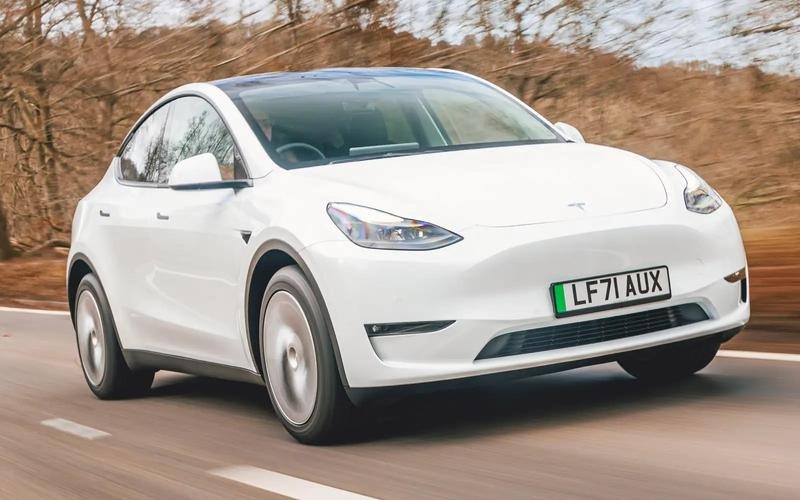 3:テスラ・モデルY - 74万7500台