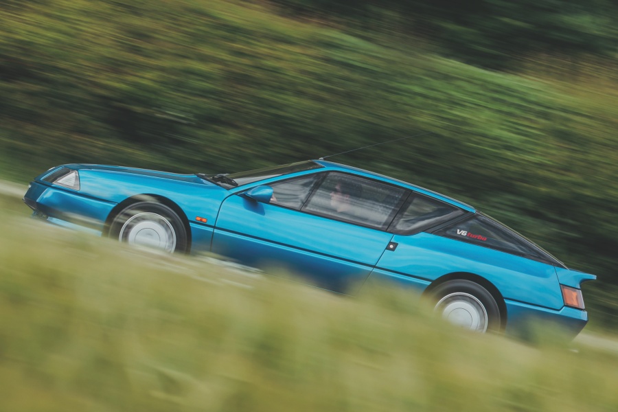 ルノー・アルピーヌ GTA V6ターボ（1984〜1991年／英国仕様）