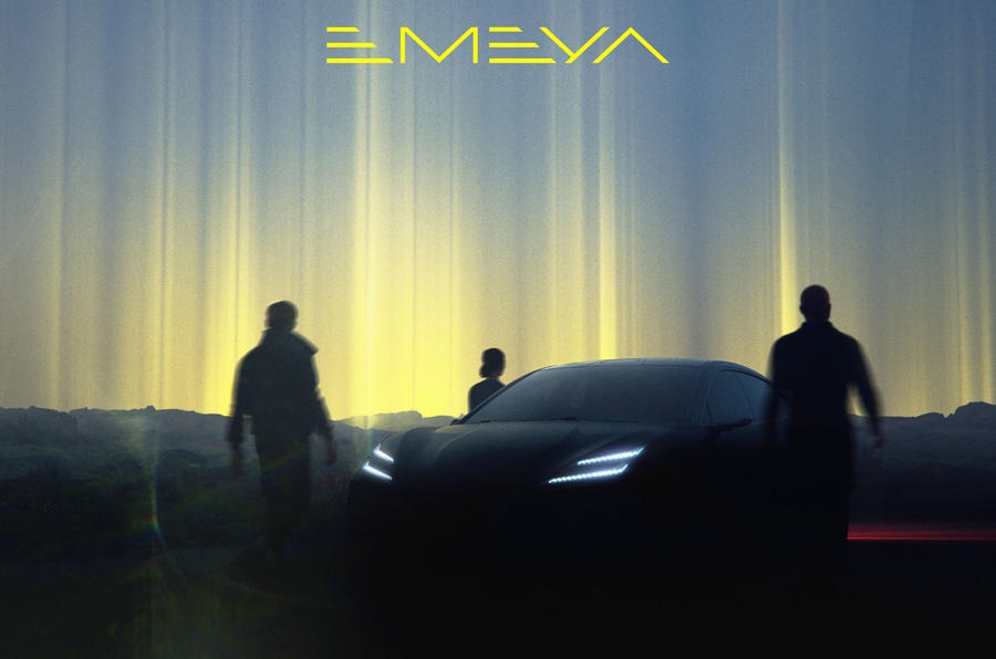新型ロータス・エメヤの予告画像。正式発表は9月7日を予定。