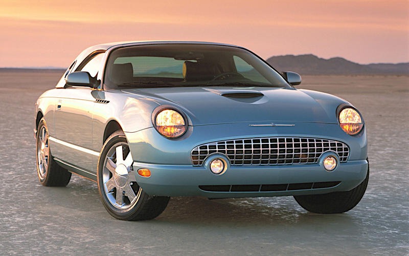 フォード・サンダーバード：1955～97年、2002～2005年（計45年）
