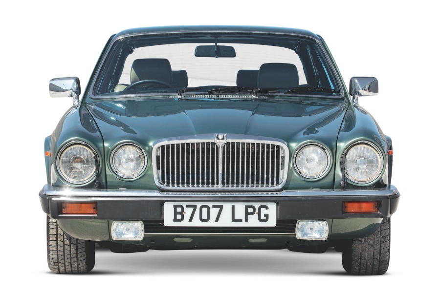 ジャガーXJ12（1972〜1992年／英国仕様）