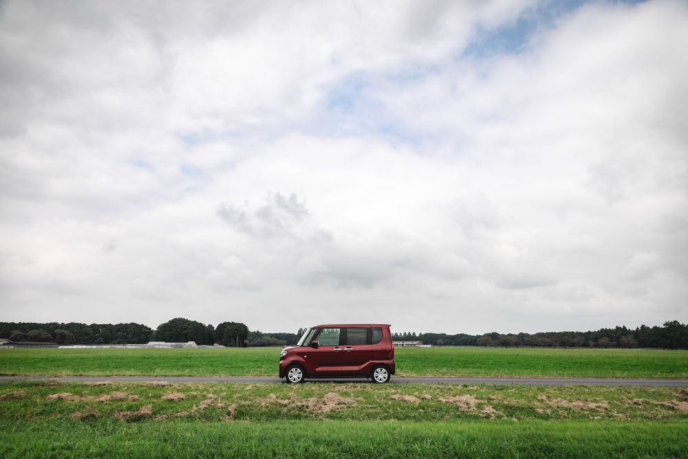 タント（写真）が好調なダイハツが、2023年10月の軽・新車販売の首位に。10月発売の新型ホンダNボックスの詳しい実績は、11月7日に明らかになる。