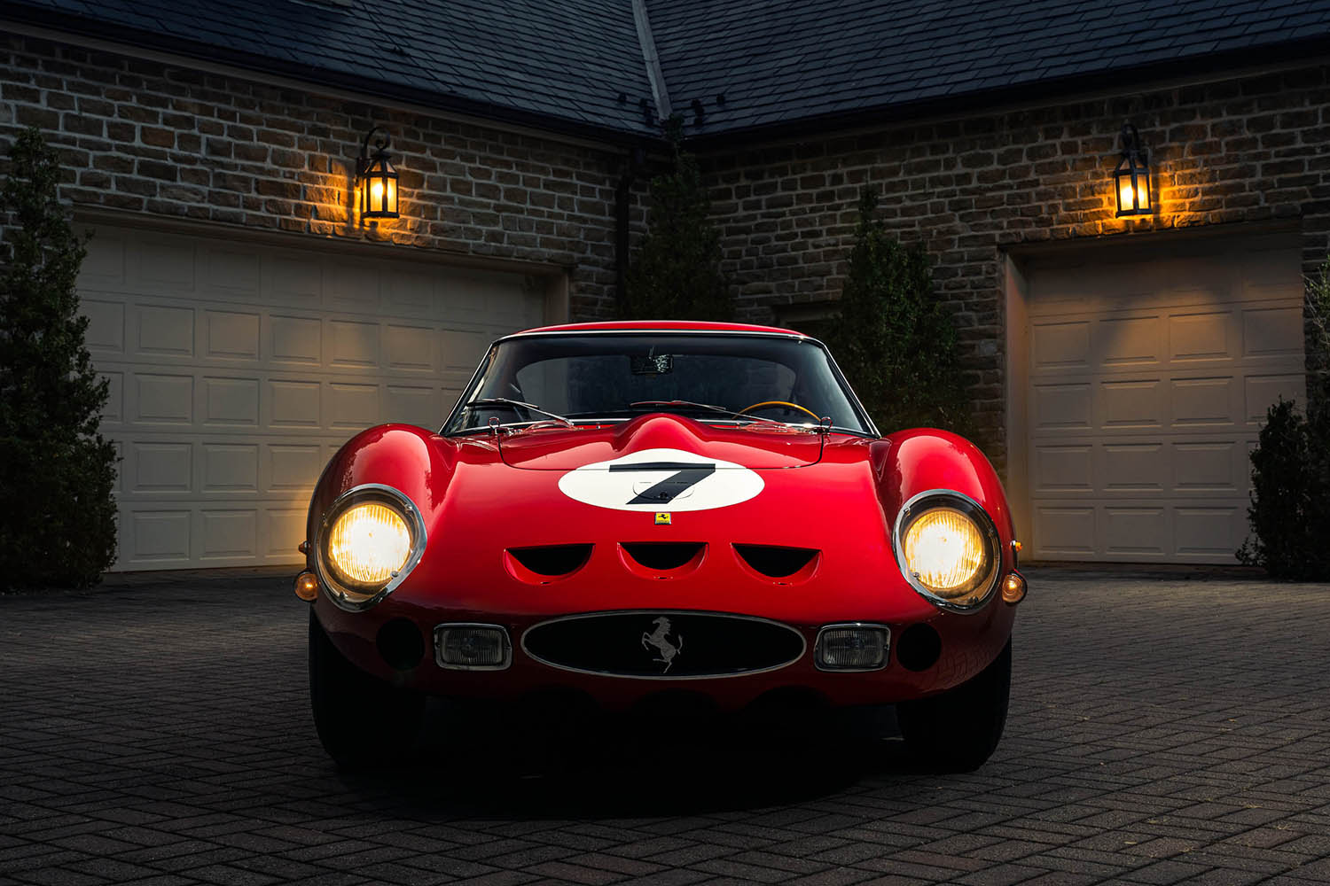 フェラーリ 330LM/250GTO