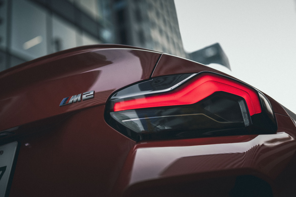 BMW M2クーペ(8速AT)
