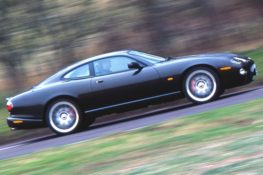 ジャガーXK8(1996〜2005年/英国仕様)