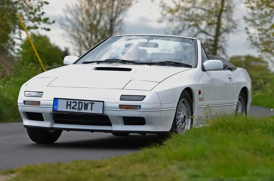 マツダRX-7 カブリオレ(FC型/2代目/1987〜1992年/英国仕様)