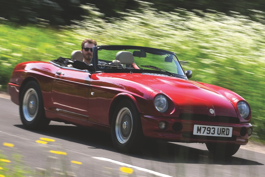 MG RV8(1992〜1995年/英国仕様)