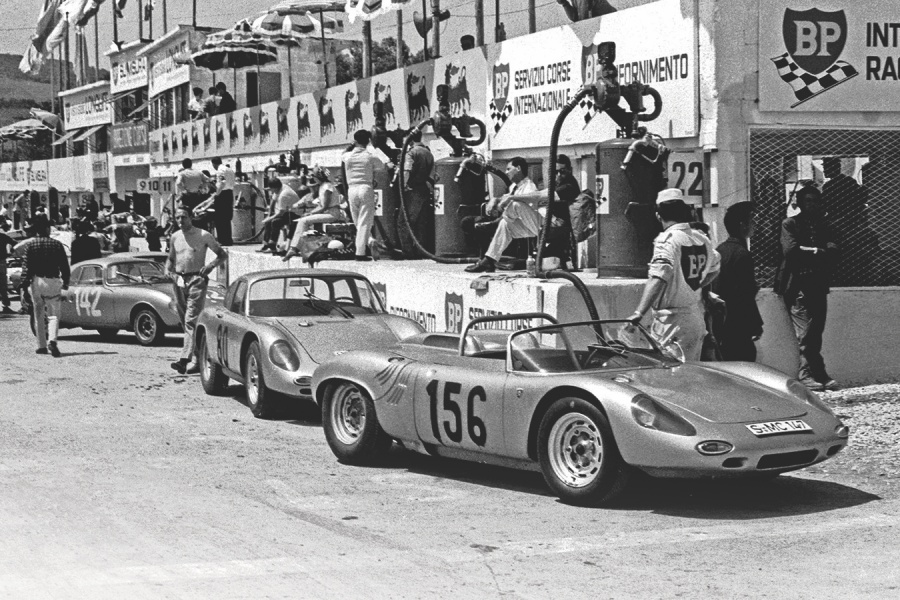 1963年のタルガ・フローリオへ挑むポルシェ718 W-RSとGTR
