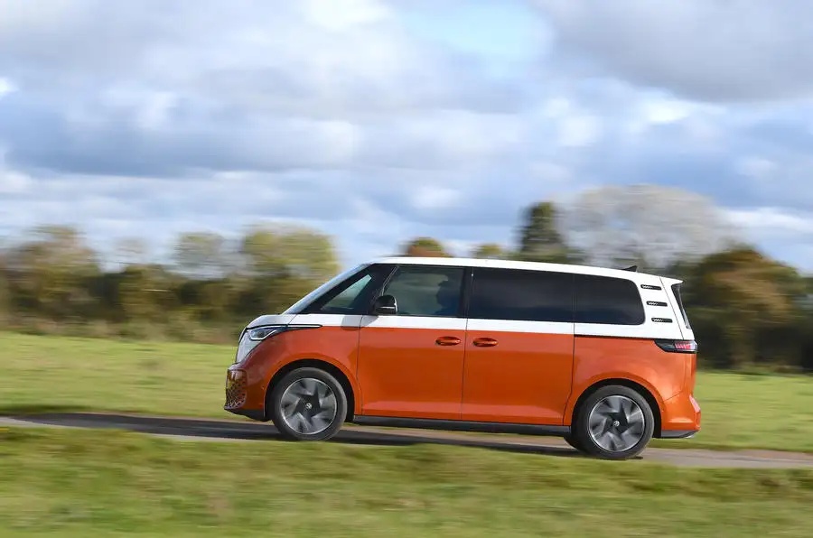 フォルクスワーゲンID.バズ SWB 77kWh プロ・スタイル（英国仕様）