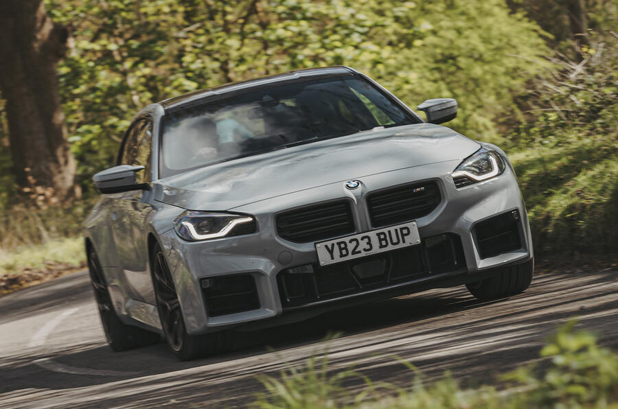 BMW M2 クーペ(英国仕様)