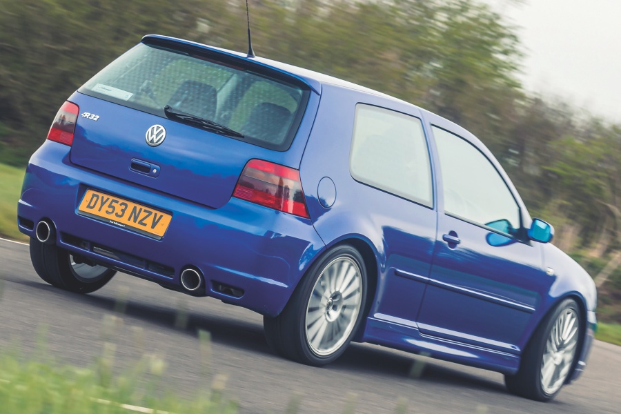 フォルクスワーゲン・ゴルフ R32(Mk4/2002〜2003年/英国仕様)