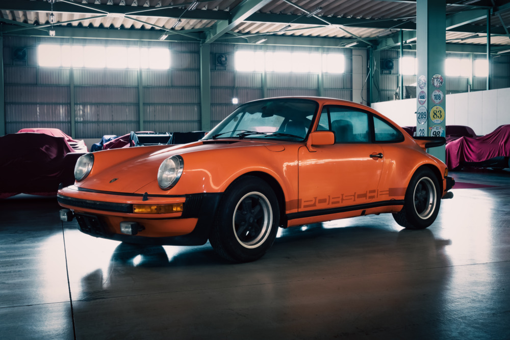 全世界で数えて51台目、日本では1号車の希少な911ターボ3.0。