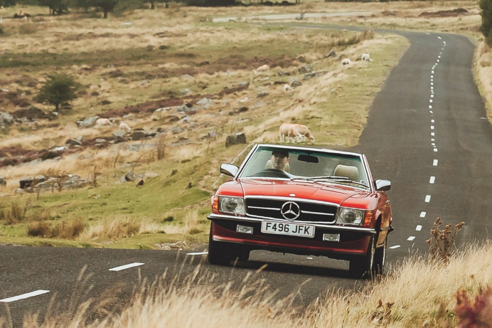 メルセデス・ベンツ420SL（R107／1971〜1989年／英国仕様）