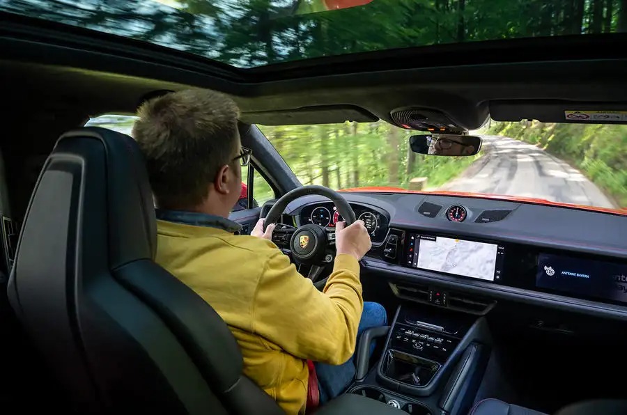 AUTOCAR英国編集部がすべてのモデルを試乗・評価している。