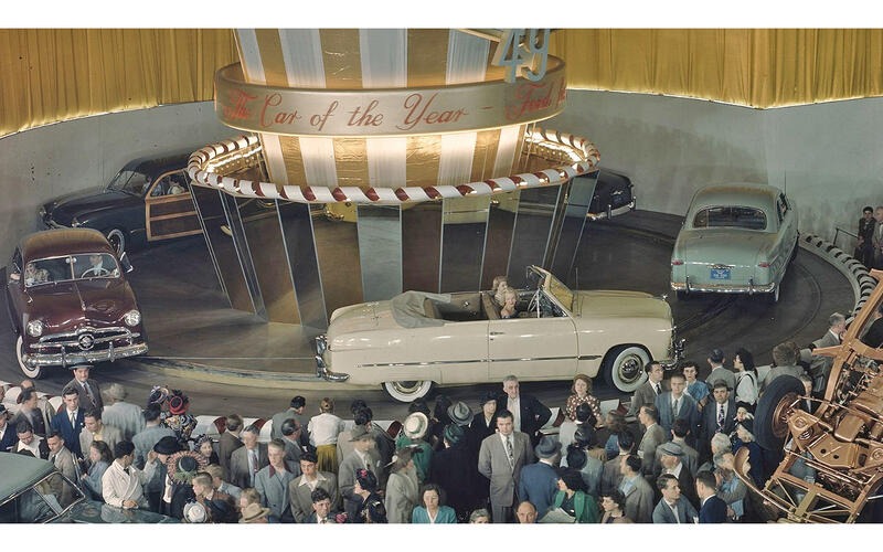 1949年モデルの発表会。費用は惜しまれなかった。