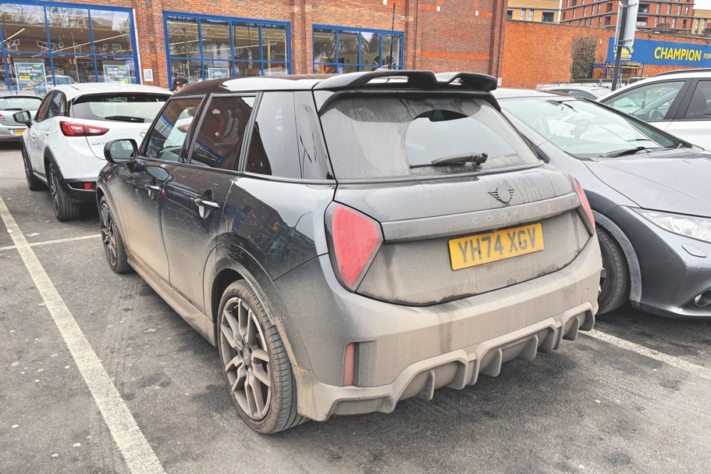 ミニ・クーパー S スポーツ5ドア（英国仕様）