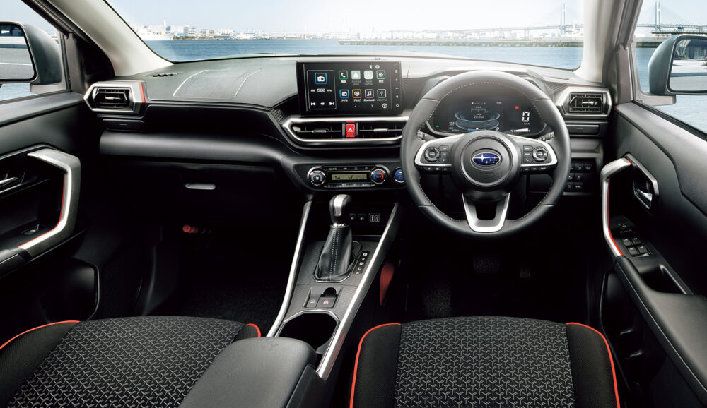 スバル・レックスにハイブリッドモデルを追加。