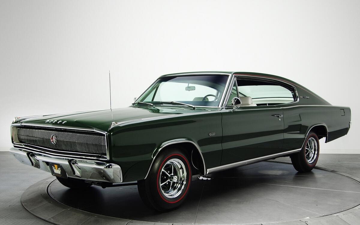 ダッジ・チャージャーR/T(7.2L)