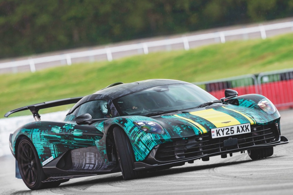 アストン マーティン・ヴァルハラ（プロトタイプ）