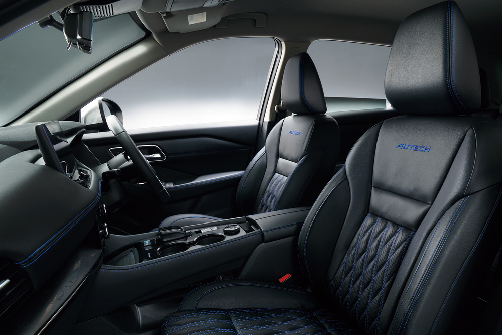 オーテックは品質感向上や高級感演出のため、シートなどに用いるレザー開発を行っている。