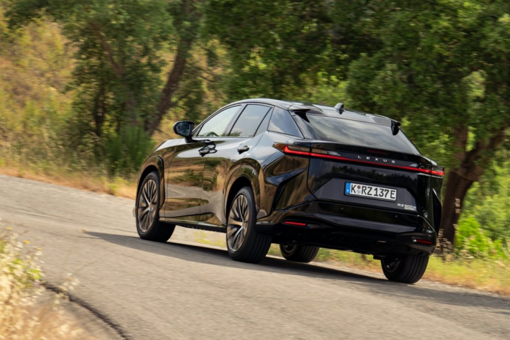 レクサスRZ 500e（欧州仕様）
