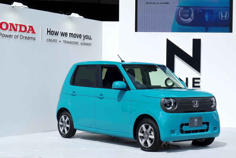 ホンダN-ONE e:が発売。昨年発売されたN-VAN e:に続く、NシリーズEVの第2弾となる。
