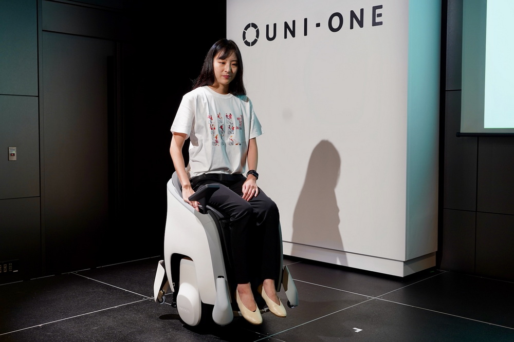 ハイポジションでは目線が歩行者に近くなる。