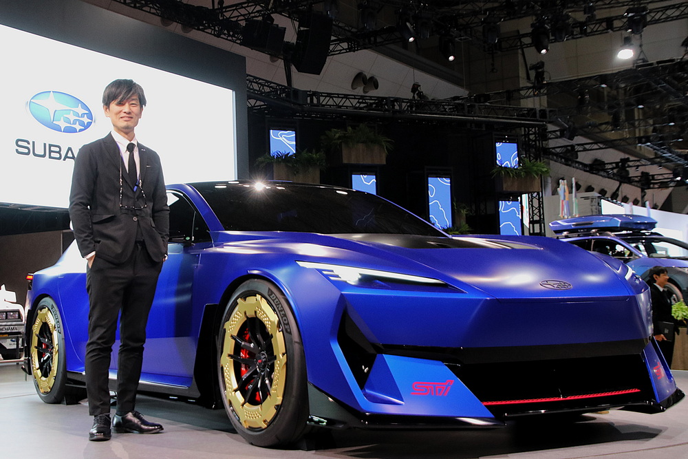 スバル経営企画本部デザイン部担当部長/デザインディレクターの今井真一さん。