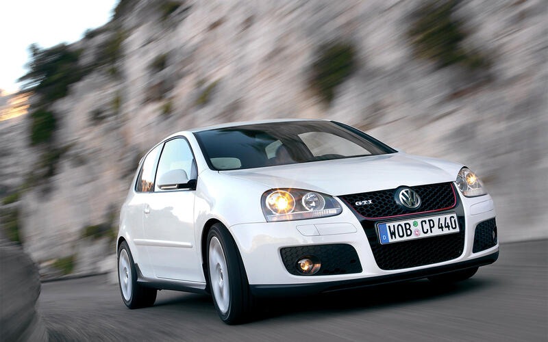 フォルクスワーゲン・ゴルフGTI Mk5(2004年)