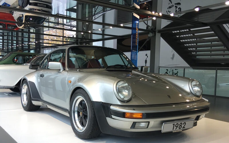 ポルシェ911(1982年)