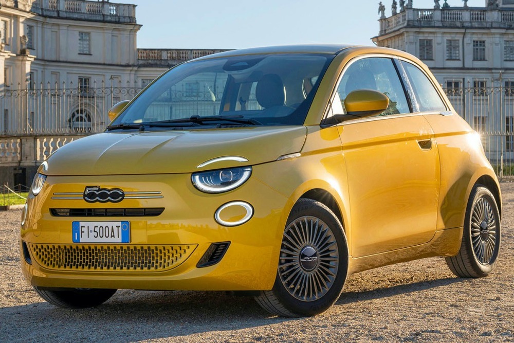 フィアット500 ハイブリッド・トリノ(欧州仕様)