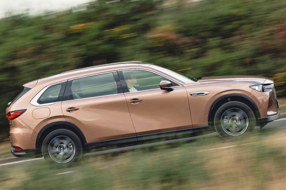 マツダCX-80 2.5 e-スカイアクティブ PHEV AWD エクスクルーシブライン(英国仕様)