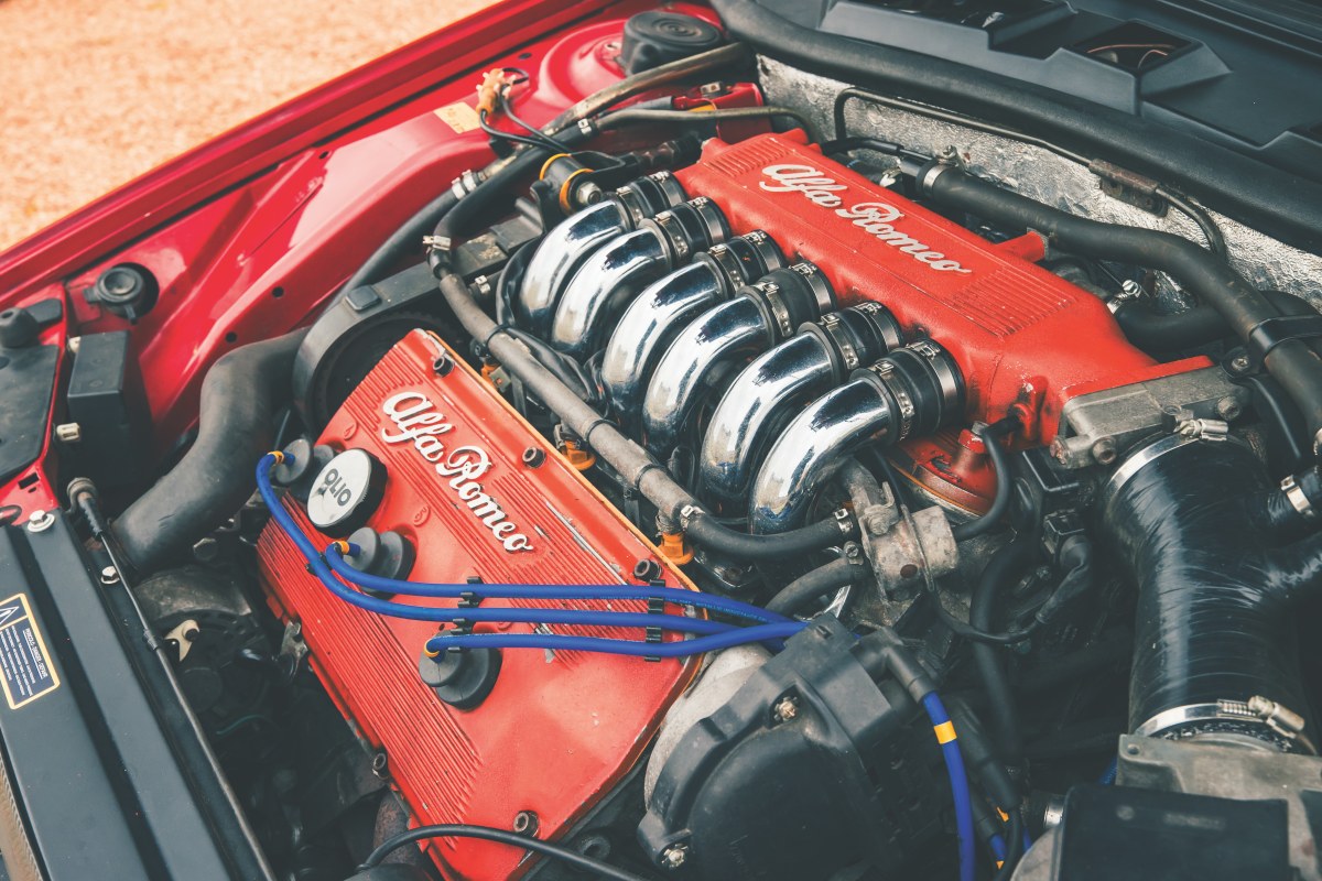 アルファ・ロメオ164 クアドリフォリオ(1987〜1998年/英国仕様)