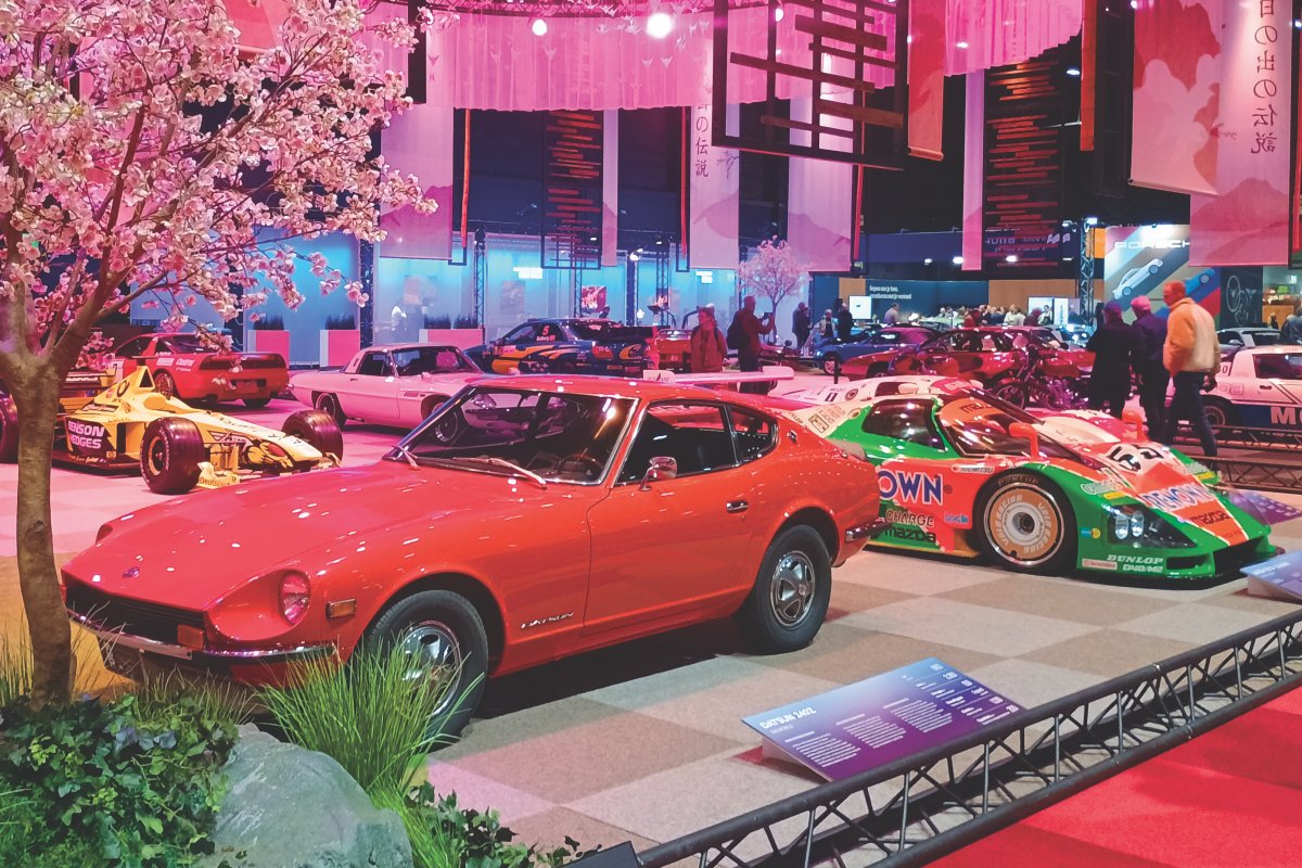 ダットサン240Z（フェアレディZ）と、日本勢で初めてル・マンを制したマツダ787B