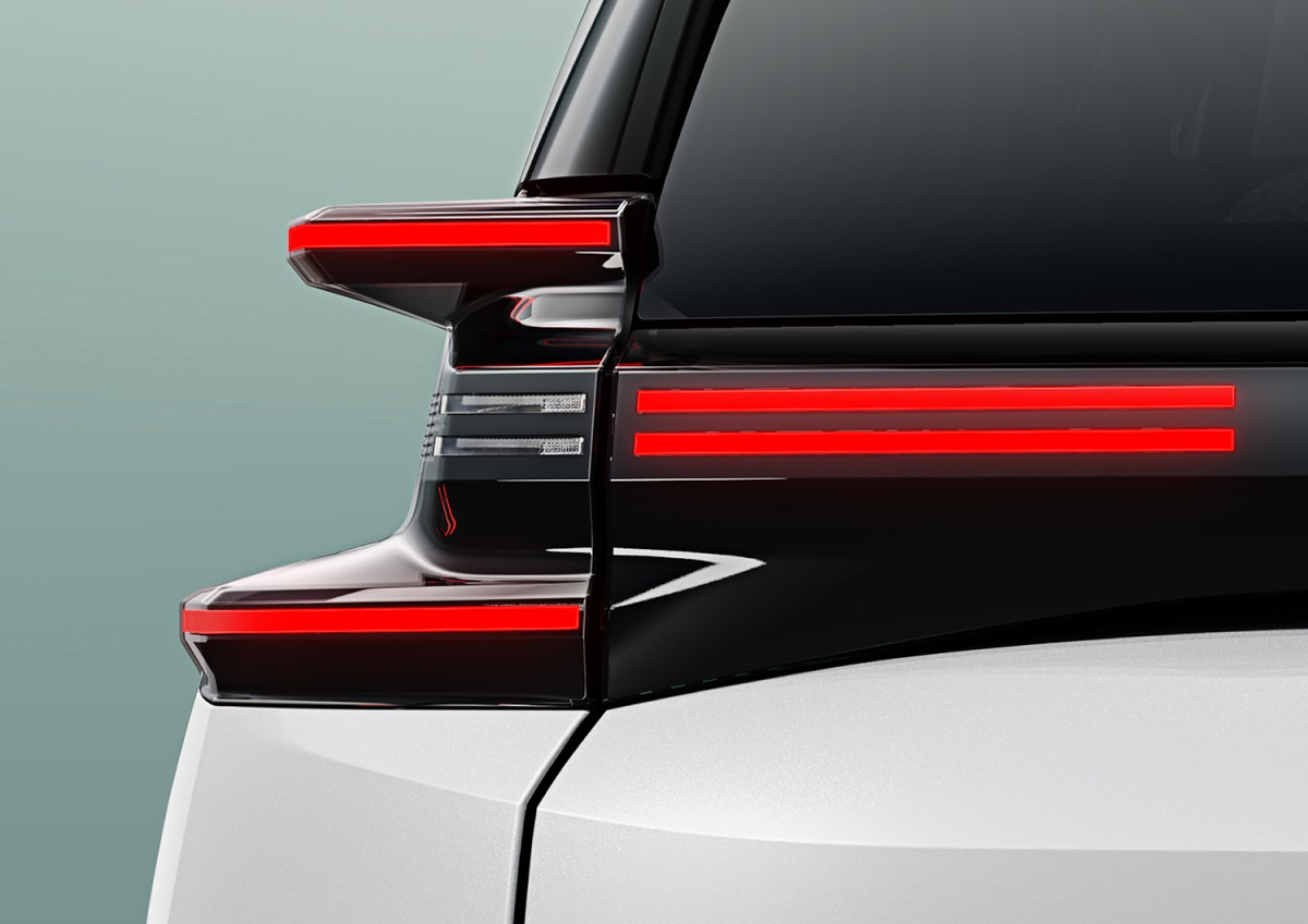 新型『シトロエンC5エアクロス』