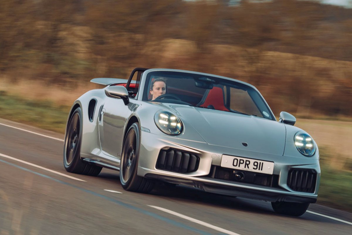 ポルシェ911 ターボS カブリオレ（英国仕様）