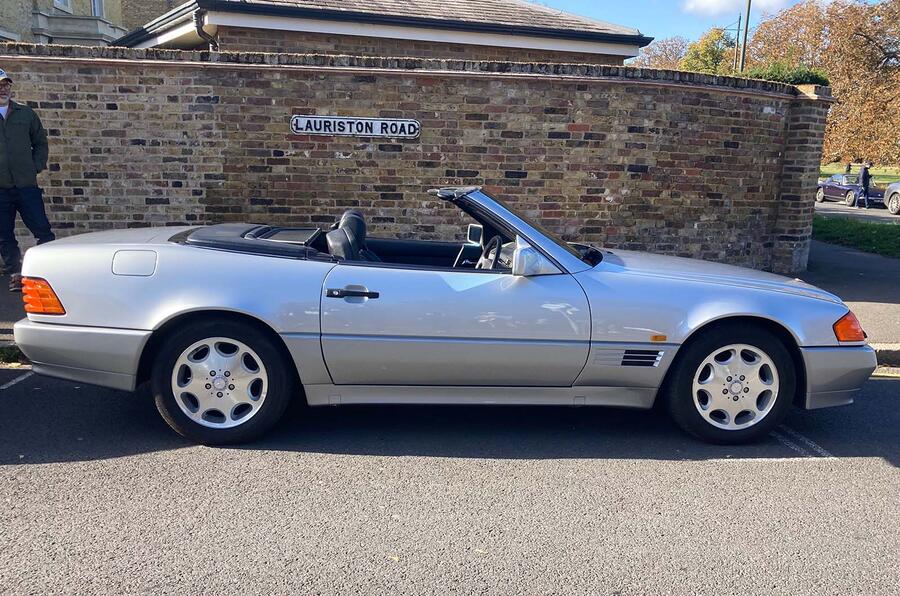憧れのメルセデス・ベンツを33年落ちで購入 日本で新車登録された『SL