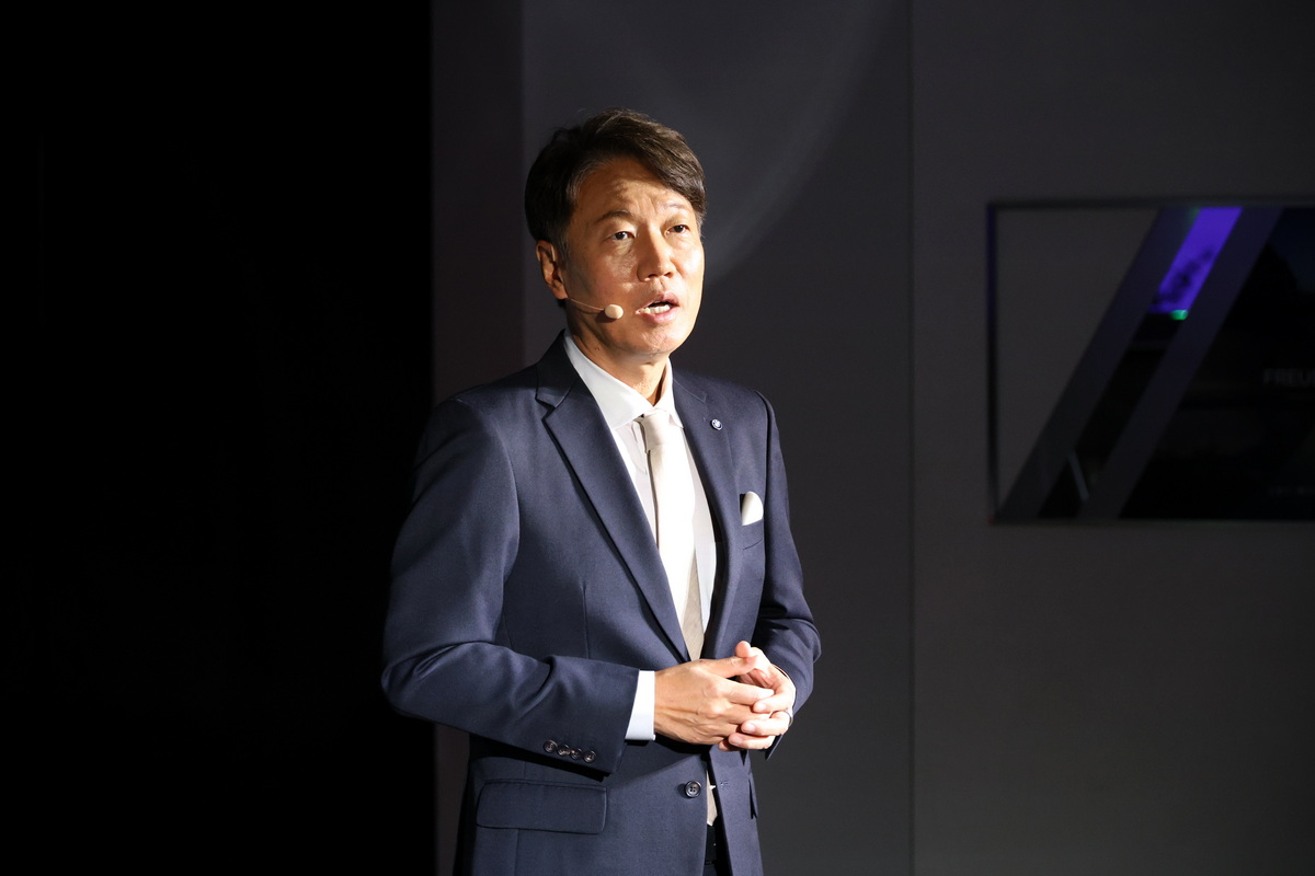 4月1日付けでビー・エム・ダブリューの代表取締役社長に就任し、この日初めてのメディアの場に登場した。
