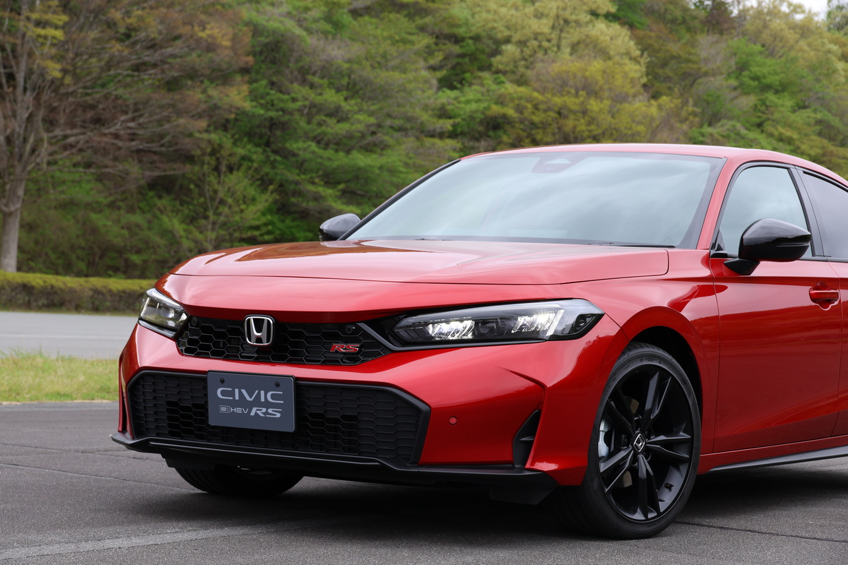 ホンダ・シビックへ新たに追加されたスポーツグレード『e:HEV RS』。